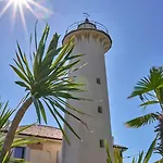 Flat For Six Guests By The Sea *