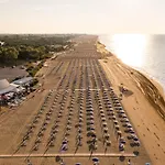 Flat For Six Guests By The Sea * Бібіоне