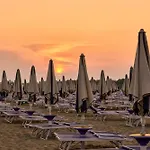 Appartamento Flat For Six Guests By The Sea