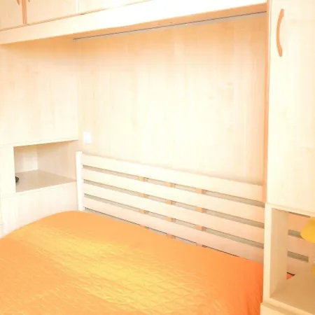 Flat For Six Guests By The Sea Lägenhet *