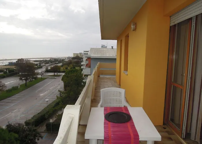 Appartamento Flat For Six Guests By The Sea *