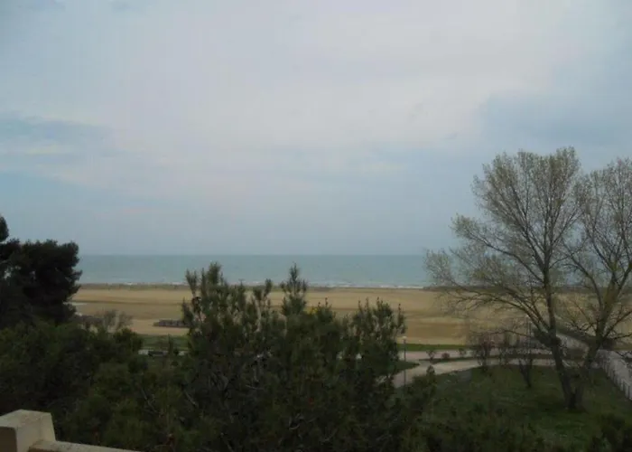 Flat For Six Guests By The Sea Bibione